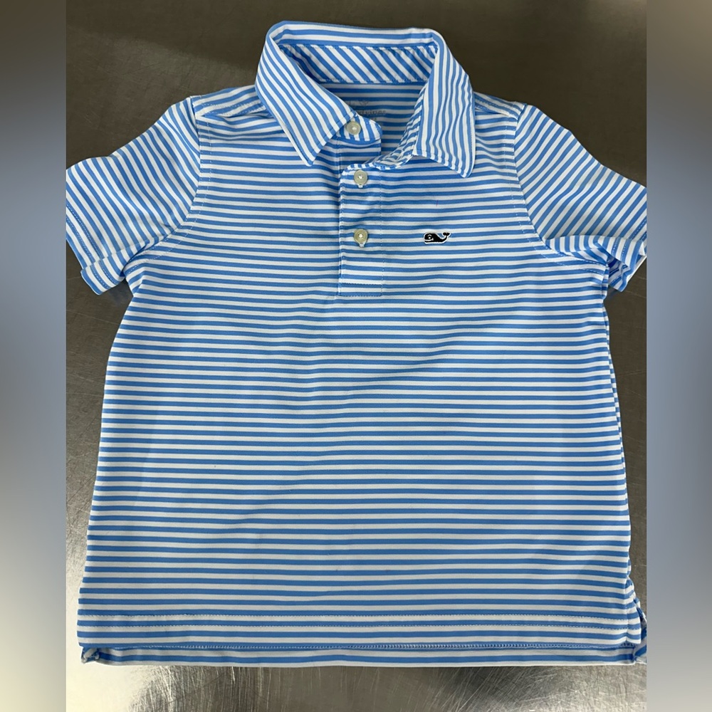 Vineyard Vines boys top size 5